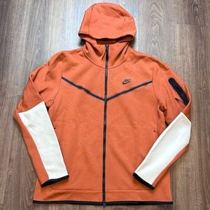 NEW Nike Tech Fleece Hoodie Burnt Orange Bone CU4489-825
